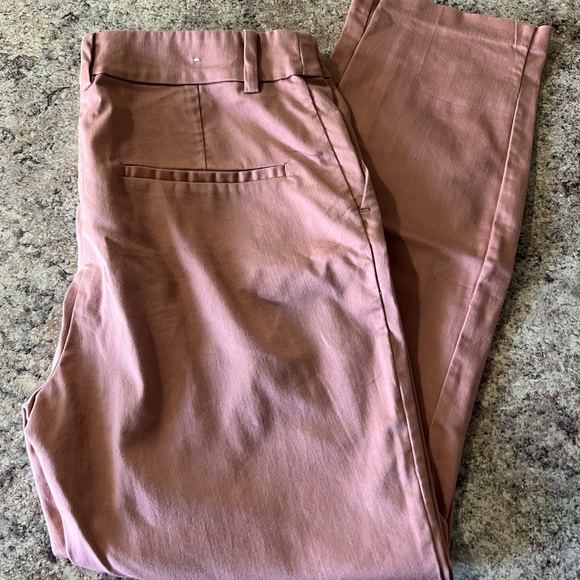H&M Women's Pink Cropped Pants - Picture 1 of 2